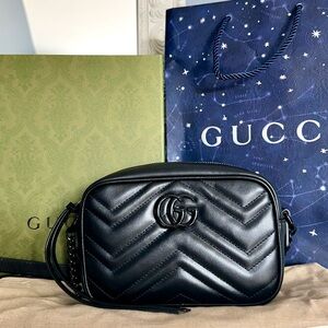 GUCCI Calfskin Matelasse Monochrome Mini GG Marmont Chain Shoulder Bag Black